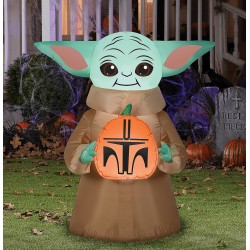 Star Wars Grogu Inflatable Mandalorian Yard Decoration